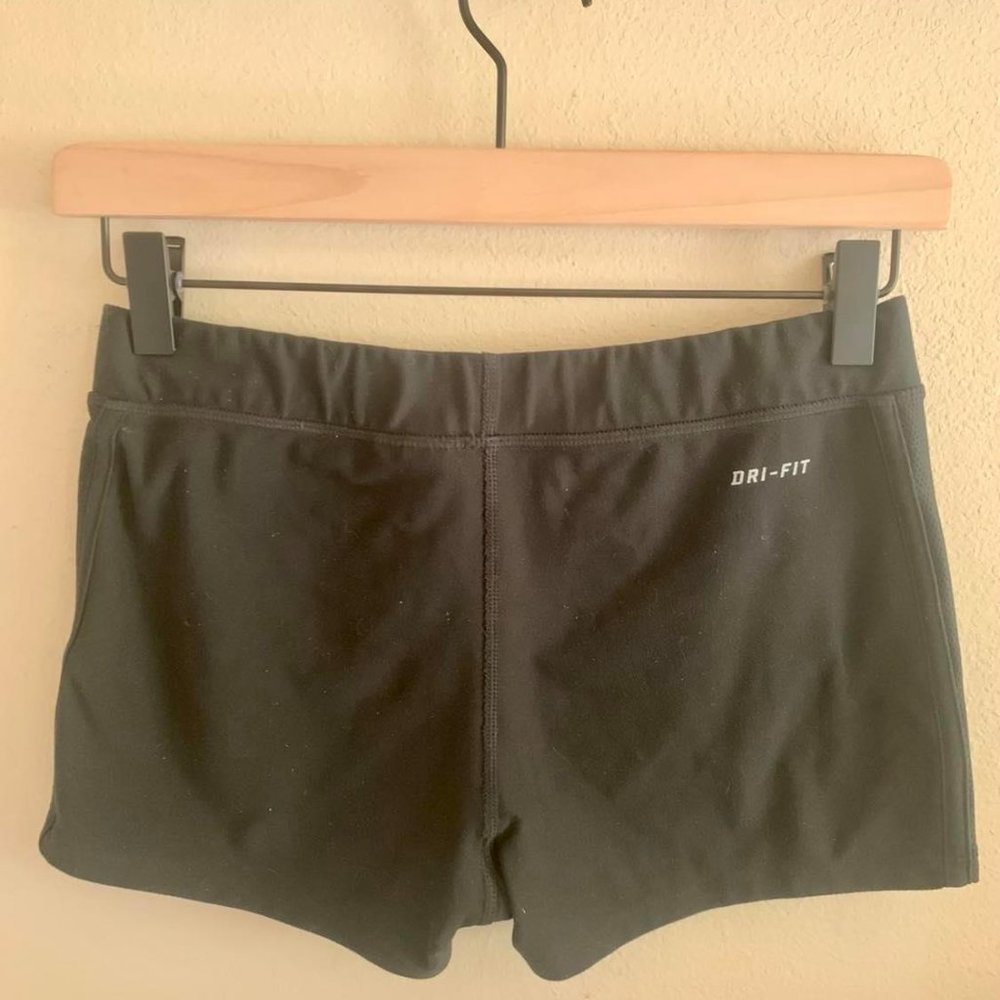 Nike dri-fit running shorts - Picture 2 of 5